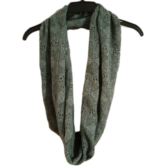 AEO Gray Gritter Infinity Scarf Solid - Picture 1 of 3